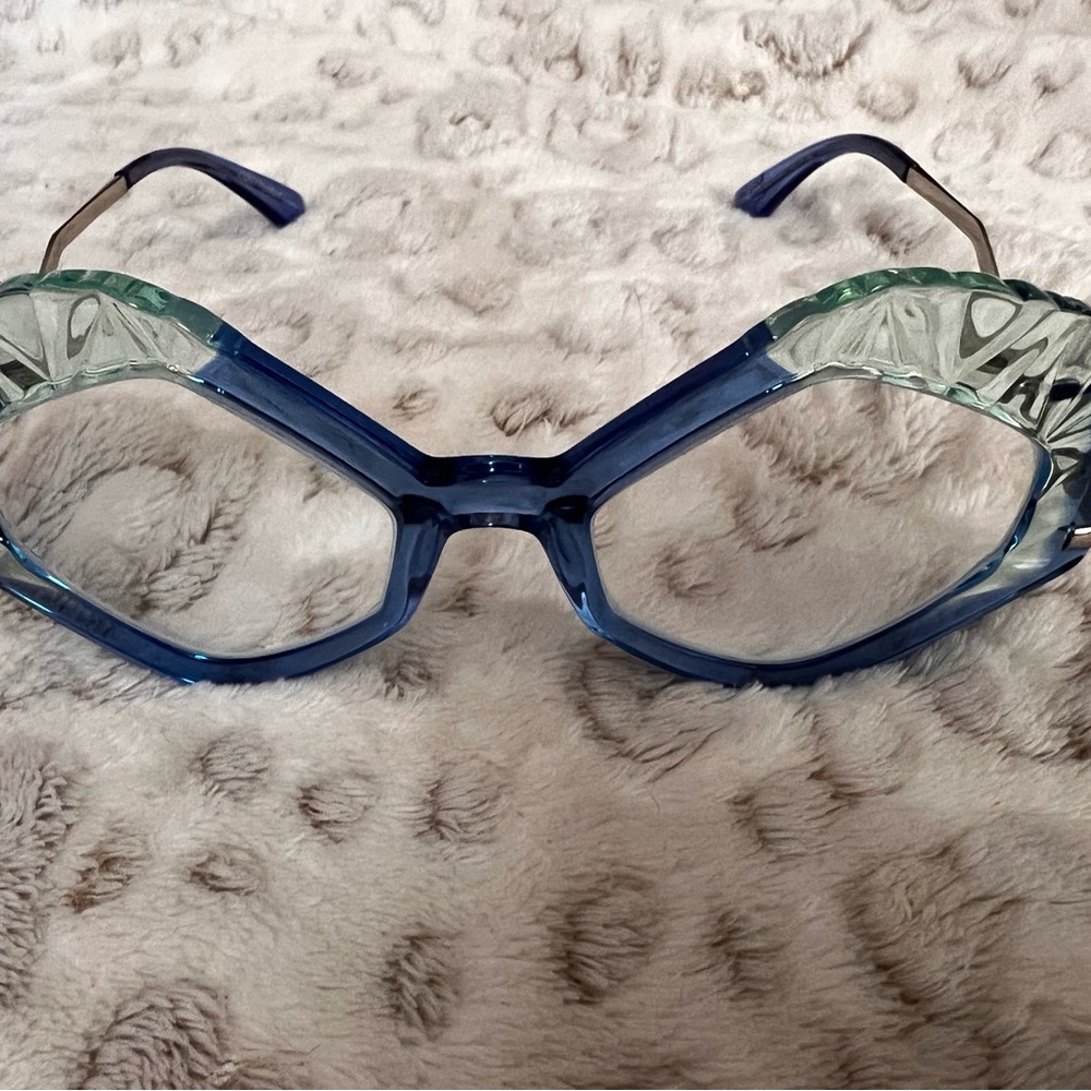 Brand new Eyebobs limited edition readers.